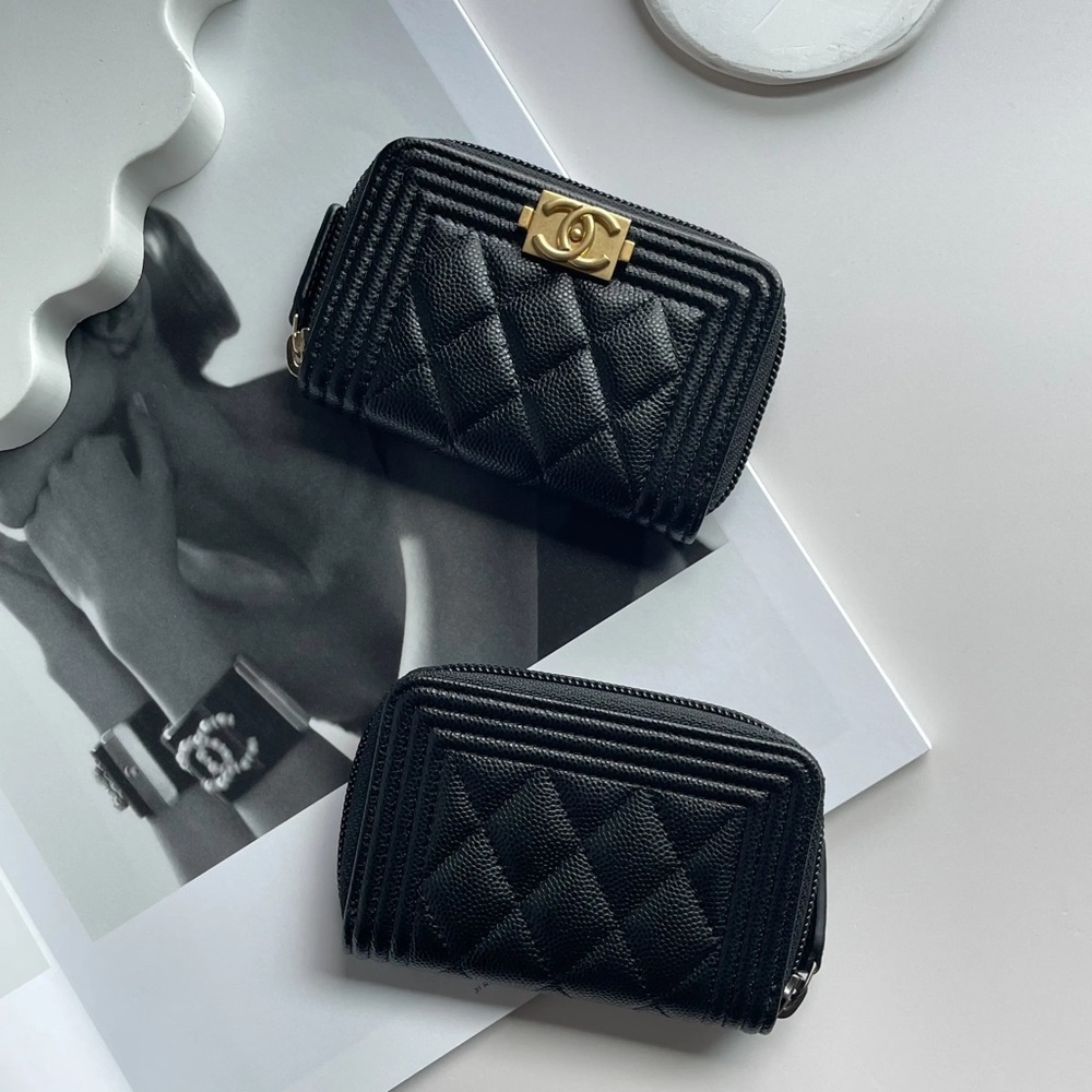 NEW IN BOX CHANEL Complete Inclusions Chanel Boy Card Case Zip Chanel Wallet